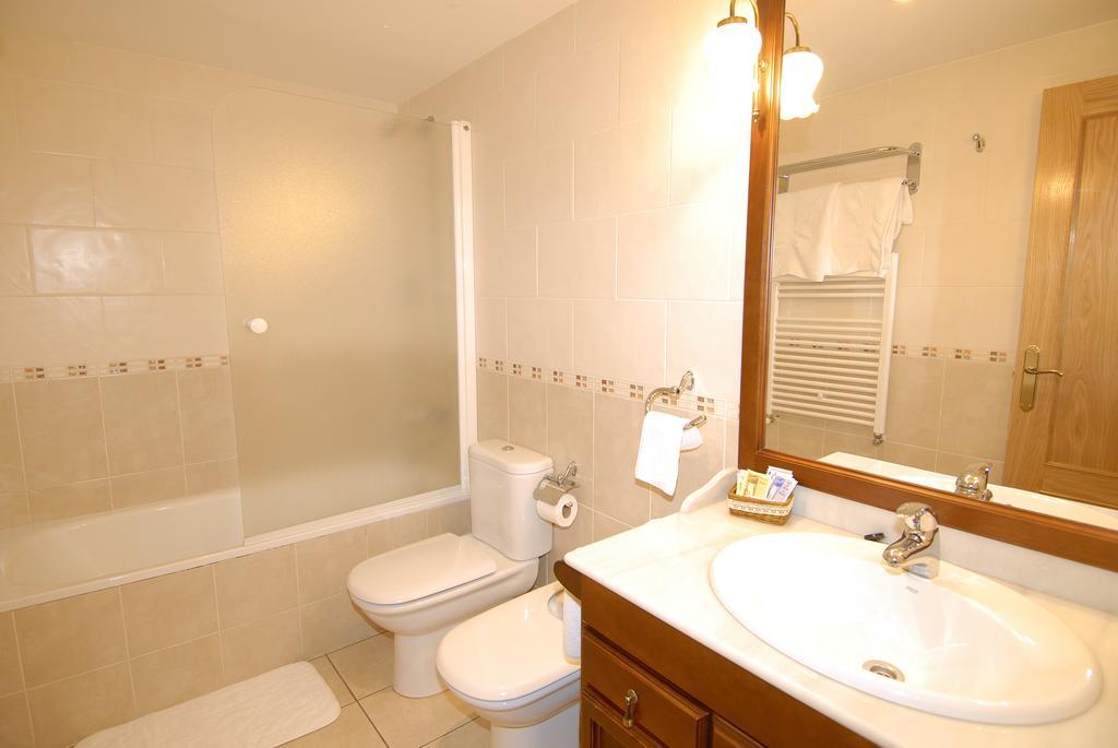 Apartamentos El Rincon De Benas Benasque Room photo